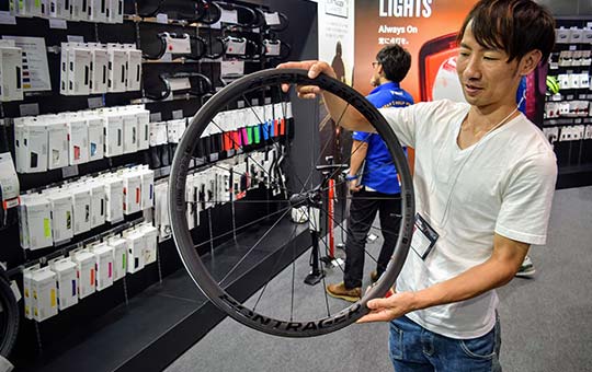 未経験者歓迎ってホントです｜スタッフ紹介｜自転車店バイクプラスの 